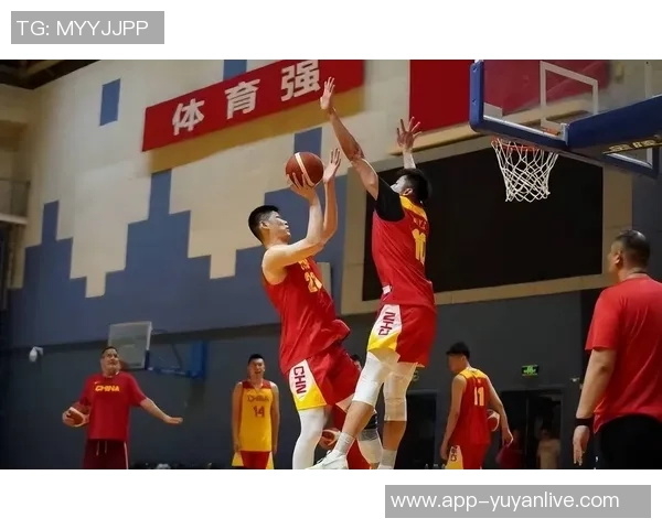 CBA复赛同曦对战辽宁队精彩对决引发球迷热议与期待