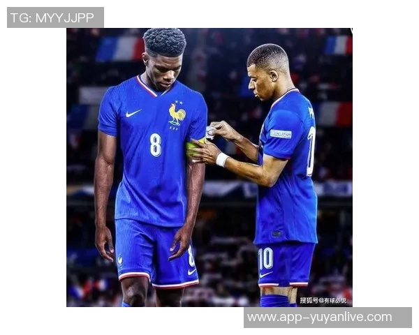姆巴佩领衔法国队冲击世界杯冠军展现超强实力与团队默契